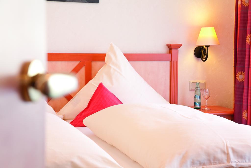 Landkomfort Hotel Elsenmann 빌링겐 객실 사진